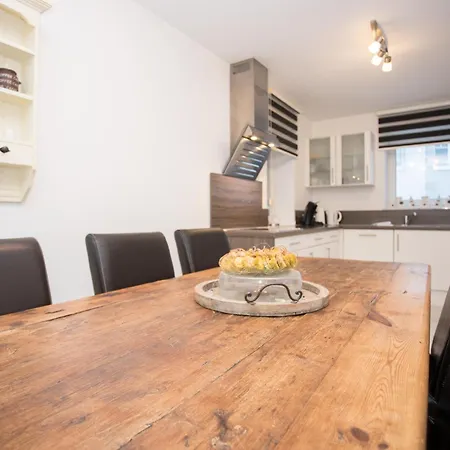 Welcome In - 10-h Im Zentrum Mit Balkon, Kostenlose Parkplaetze Lejlighed Winterberg