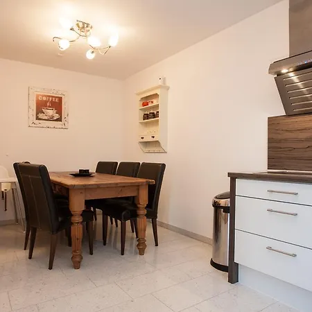 Apartment Apartment Im Hohlen Seifen 10-H