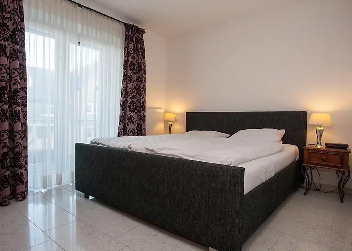 Welcome In - In Centrum Met Balkon, Gratis Parkeren - Im Hohlen Seifen 10-h דירה